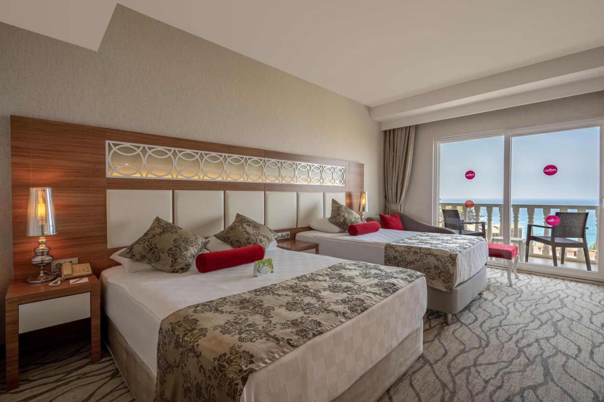 Justiniano Theodora Resort أوكورجالر الغرفة الصورة